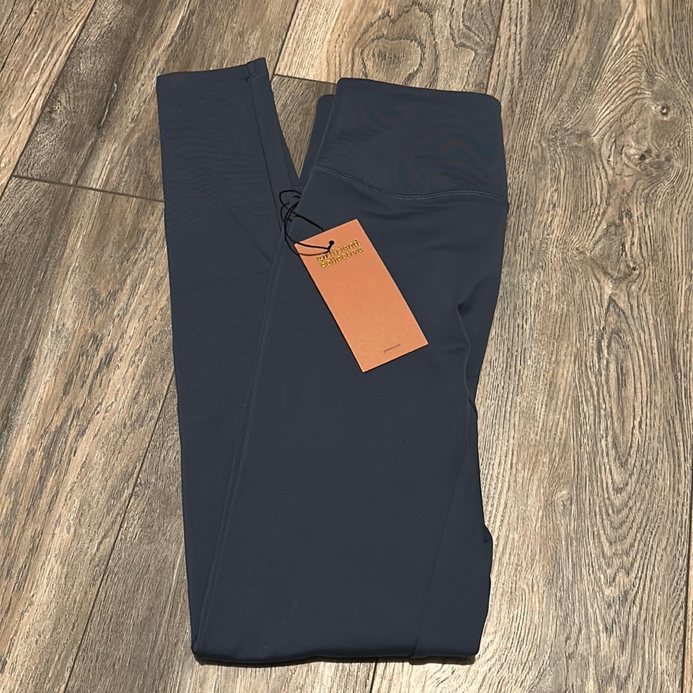 NWT Girlfriend Collective dark blue high waisted leggings
